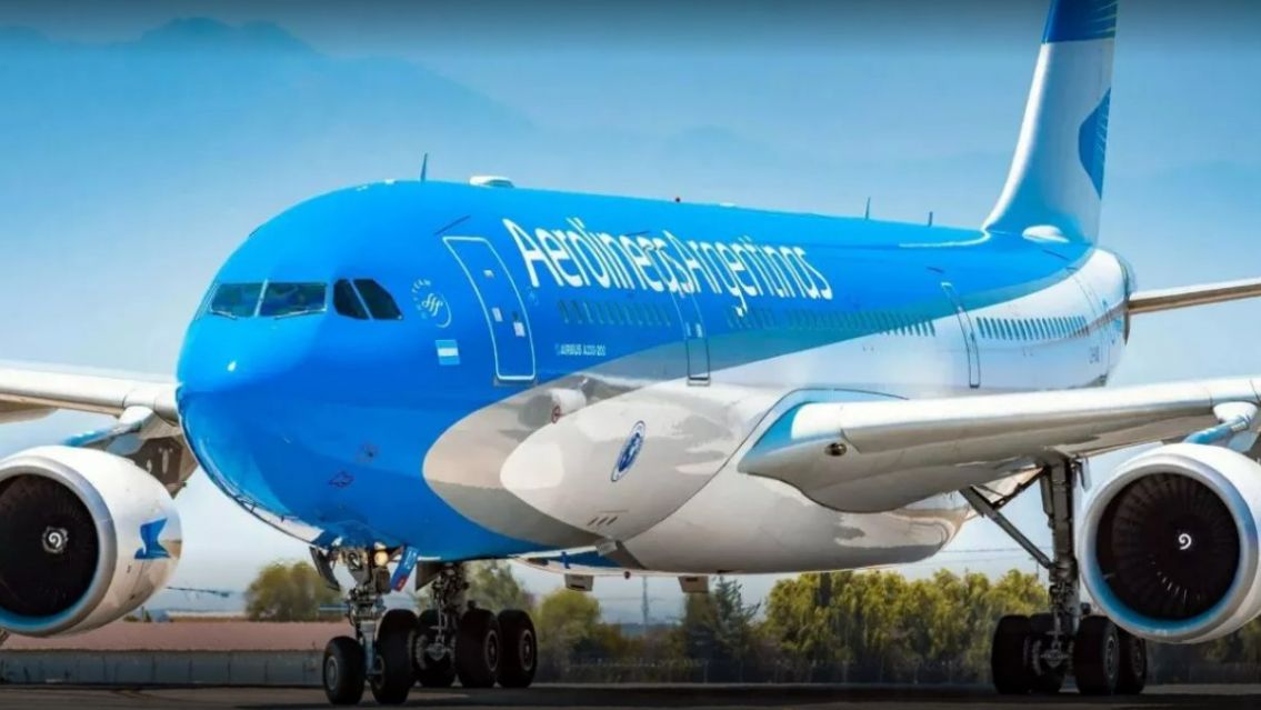 El Gobierno declarará como esencial al servicio aeronáutico comercial tras el paro de pilotos