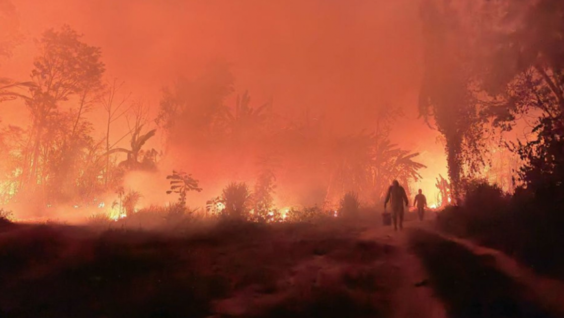 Alerta en Jujuy por una cortina de humo de incendios en Bolivia