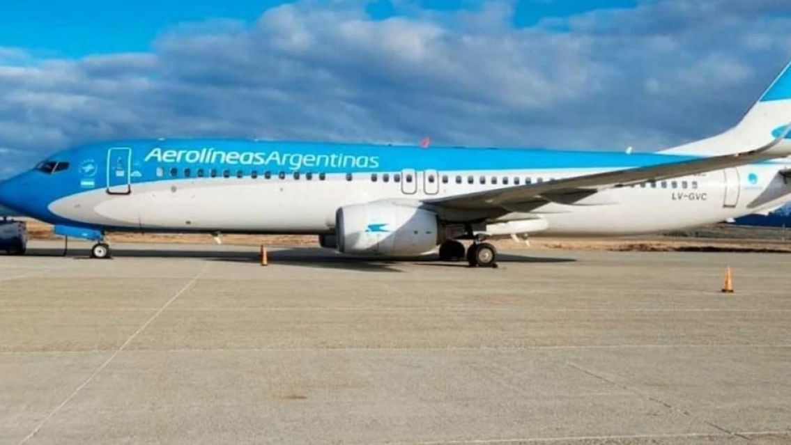 Paro de pilotos de Aerolineas Argentinas: no están conformes con sus 5 millones de sueldo