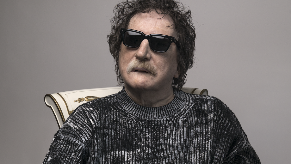 "AUTOFEMICIDIO" canción del nuevo disco de Charly García