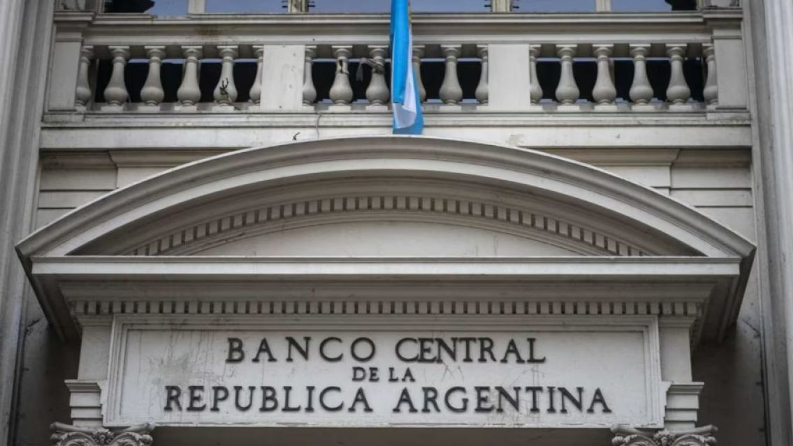 El Banco Central vendi� US$195 millones y se aleja de la meta de reservas del FMI