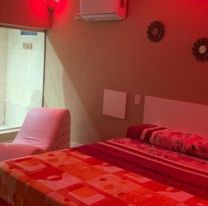 A los gritos en un conocido telo: saltó la tapia y encontró a su novia con otro