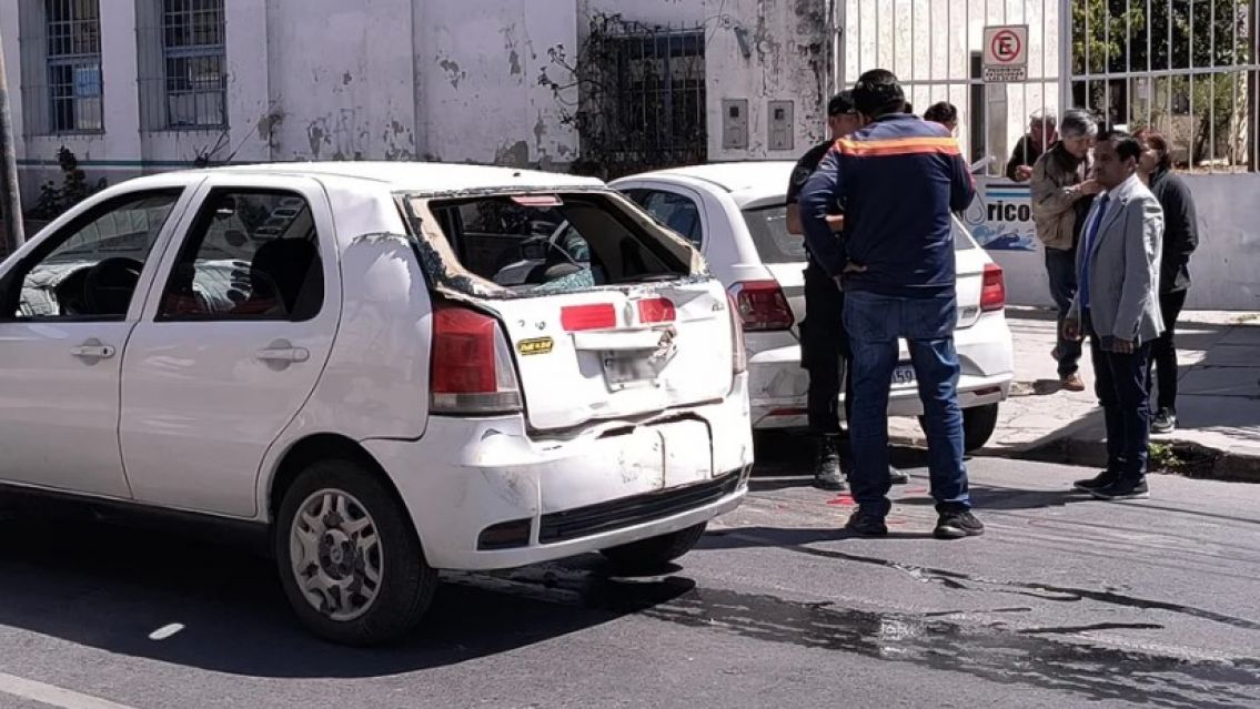 Choque en cadena en pleno centro de San Salvador de Jujuy