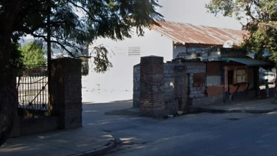 Jujeño pasaba por acá y lo dejaron grave: ahora lucha por su vida