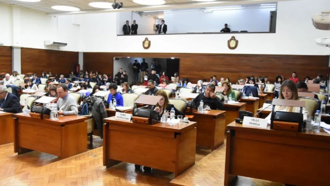 Ma�ana se aprobar�a en Jujuy el cobro de la salud a los extranjeros: Los detalles