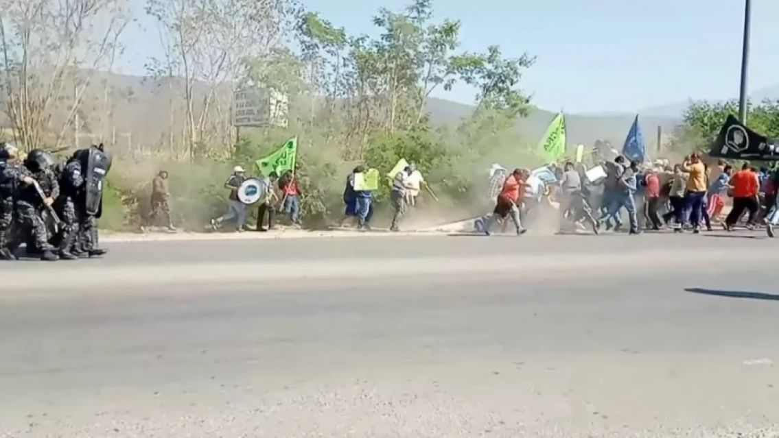 As� fue la represi�n de trabajadores en Libertador General San Mart�n
