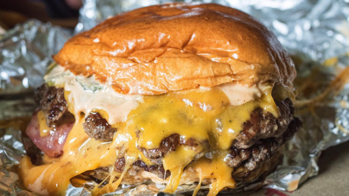 Pidi� comida y termin� llorando, "adivinen qui�n"...