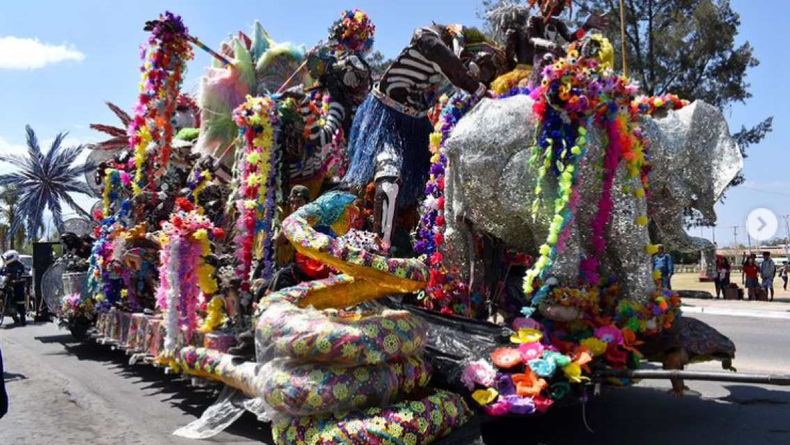 Furor por las carrozas de Palpalá en la Ciudad Cultural