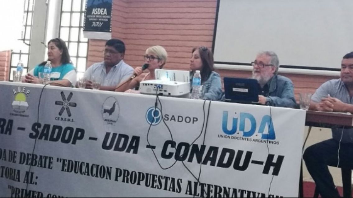 Docentes privados exigen participar de las paritarias en Jujuy