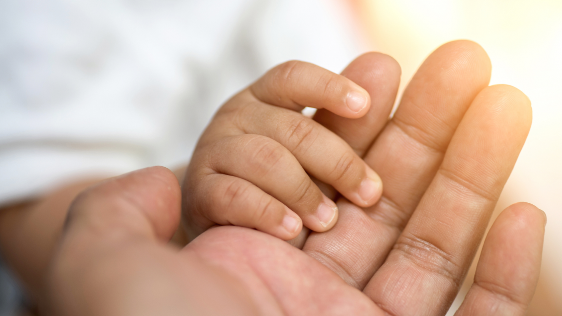 Beba norte�a ten�a "mal de ojo", la llevaron al hospital y la devolvieron muerta