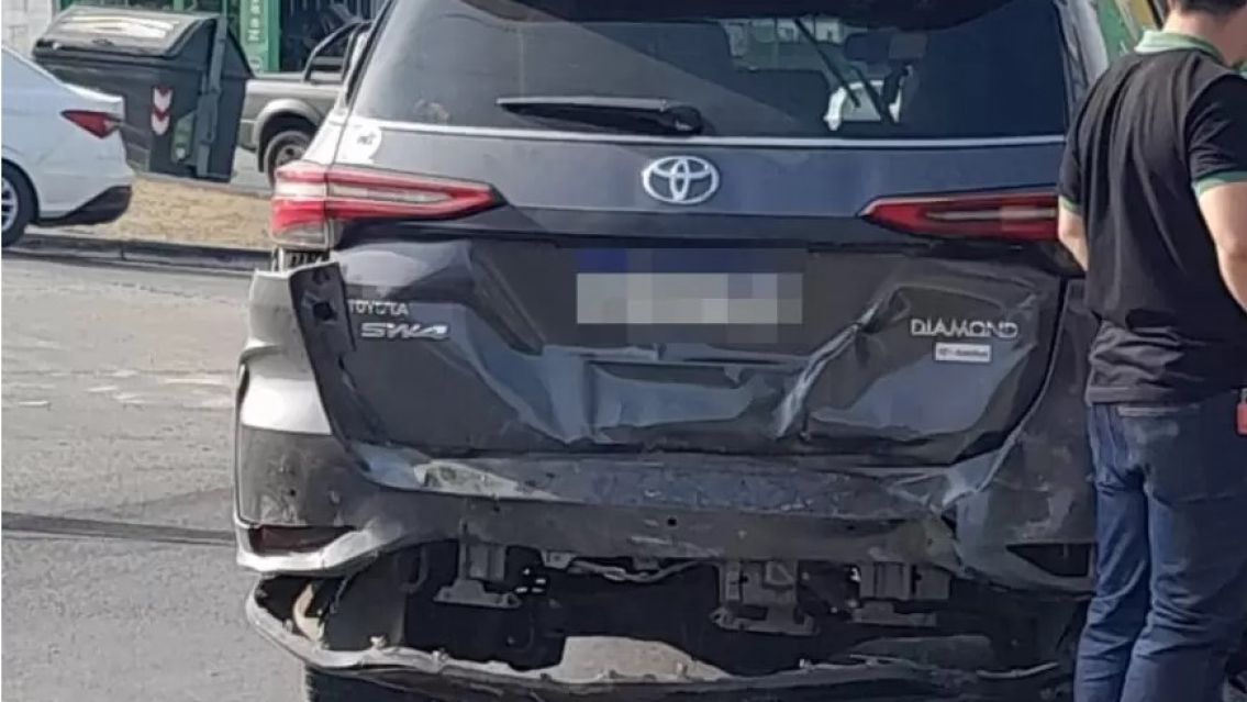 Brutal choque triple en Ciudad de Nieva dej� varios juje�os heridos