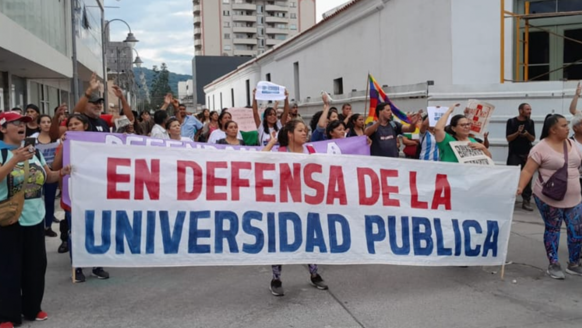 Marcha universitaria y paro de estatales en Jujuy: horarios y cómo será en el interior