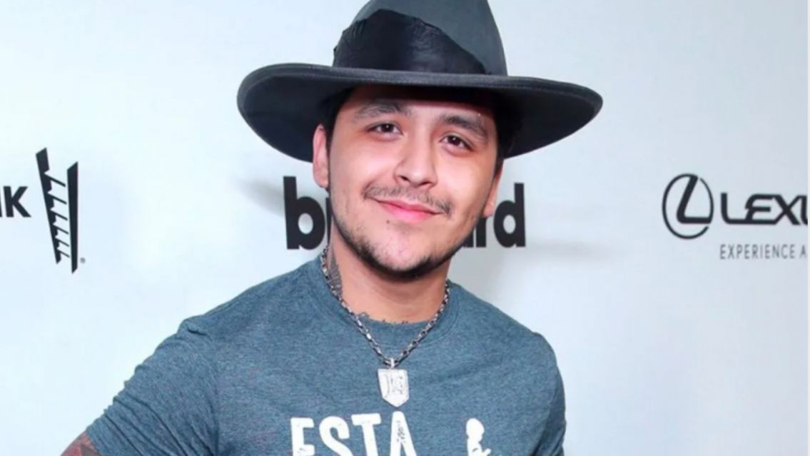 Christian Nodal preocup� a todos: el mensaje que su mam� le envi� a la familia de �ngela