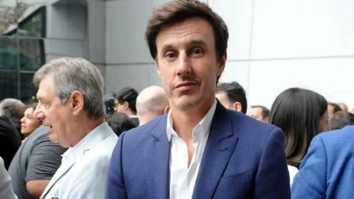 El ex marido de Pampita, Garc�a Morit�n, renunci� a su cargo de ministro