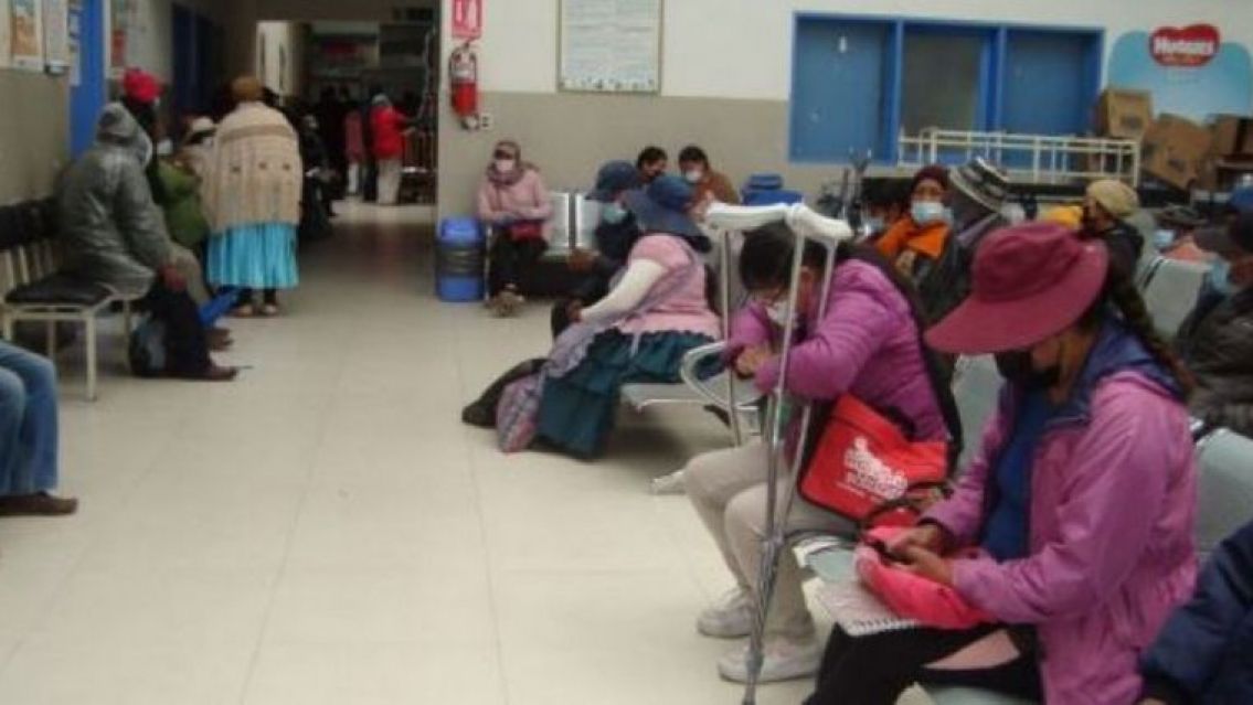 El Gobierno Nacional analiza cobrar por la salud pública a extranjeros