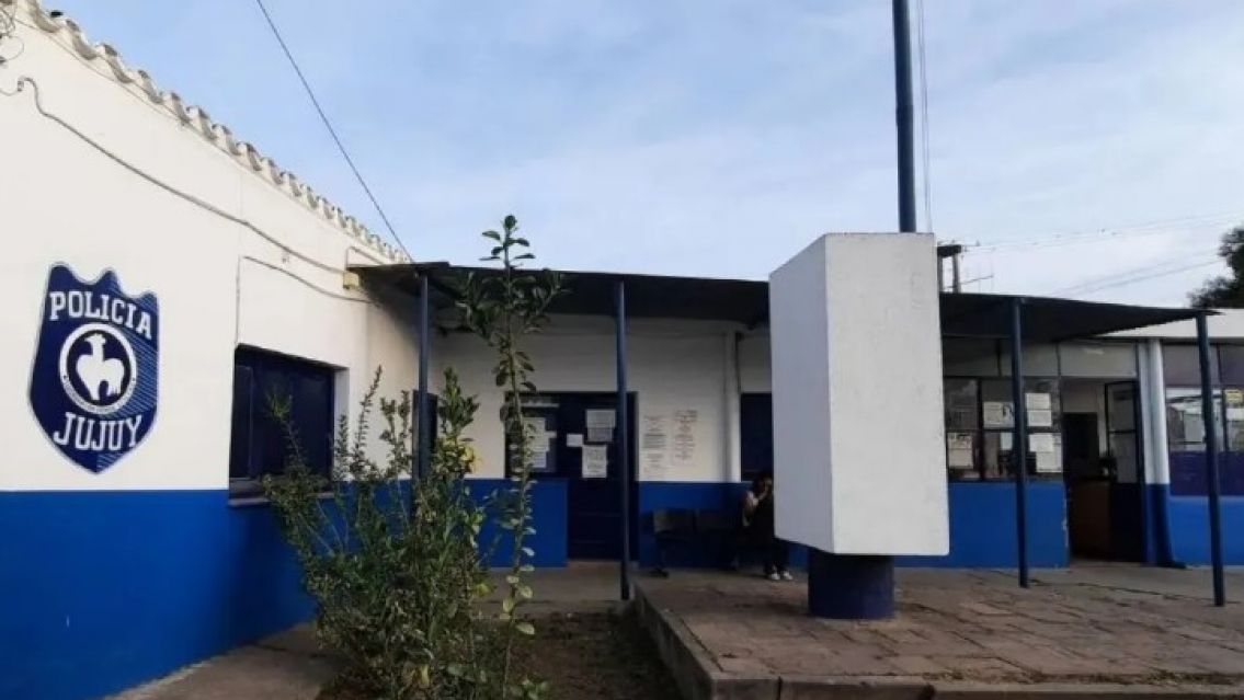 Descubrieron a policías de Jujuy utilizando vehículos secuestrados para viajes personales
