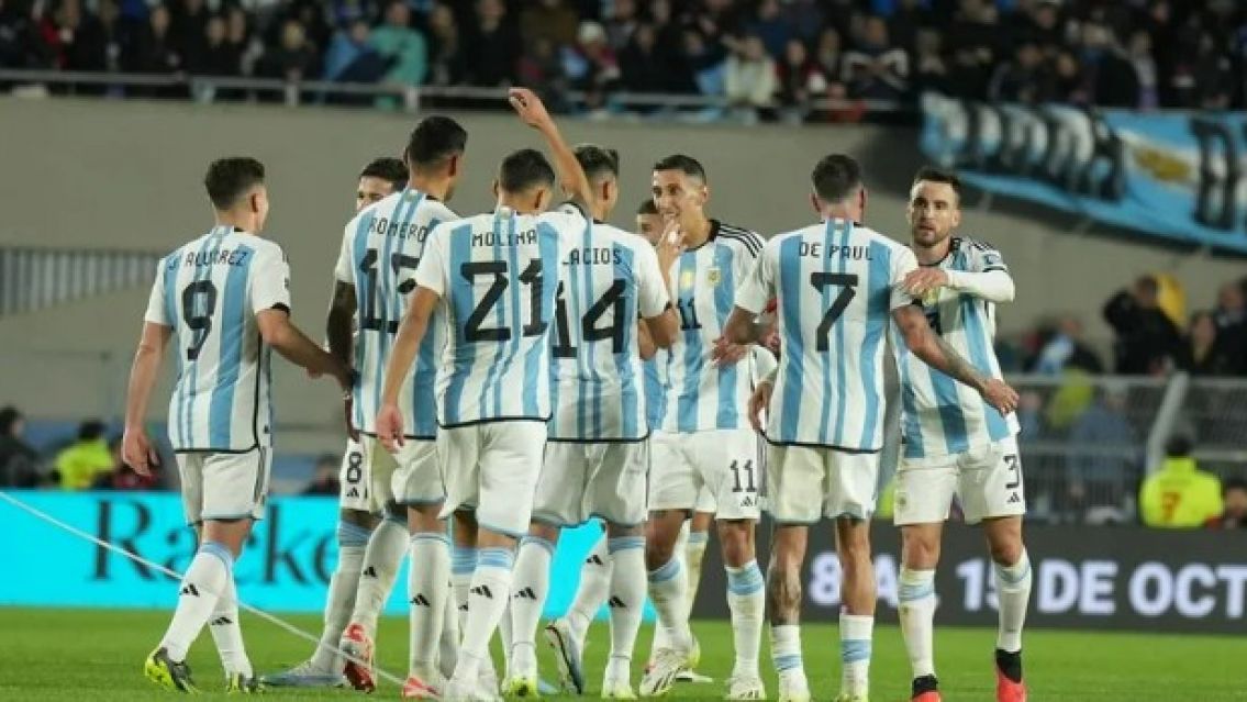 A qu� hora juega Argentina vs Venezuela por las eliminatorias para el Mundial 2026