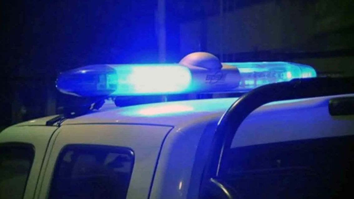 Muri� un hombre mientras hac�a la fila en el banco: fue golpeado por motochorros