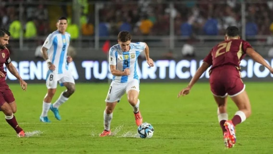 La Selecci�n Argentina no pudo con Venezuela y el empate le qued� bien a los dos