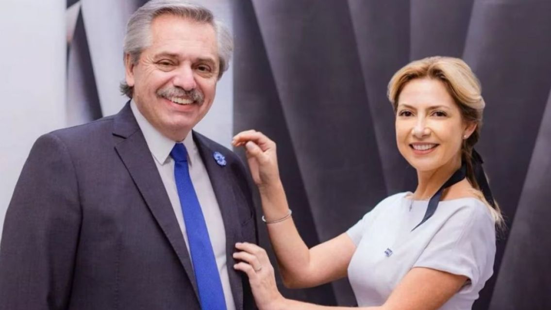 Fabiola Y��ez le explic� al fiscal por qu� no entreg� su celular