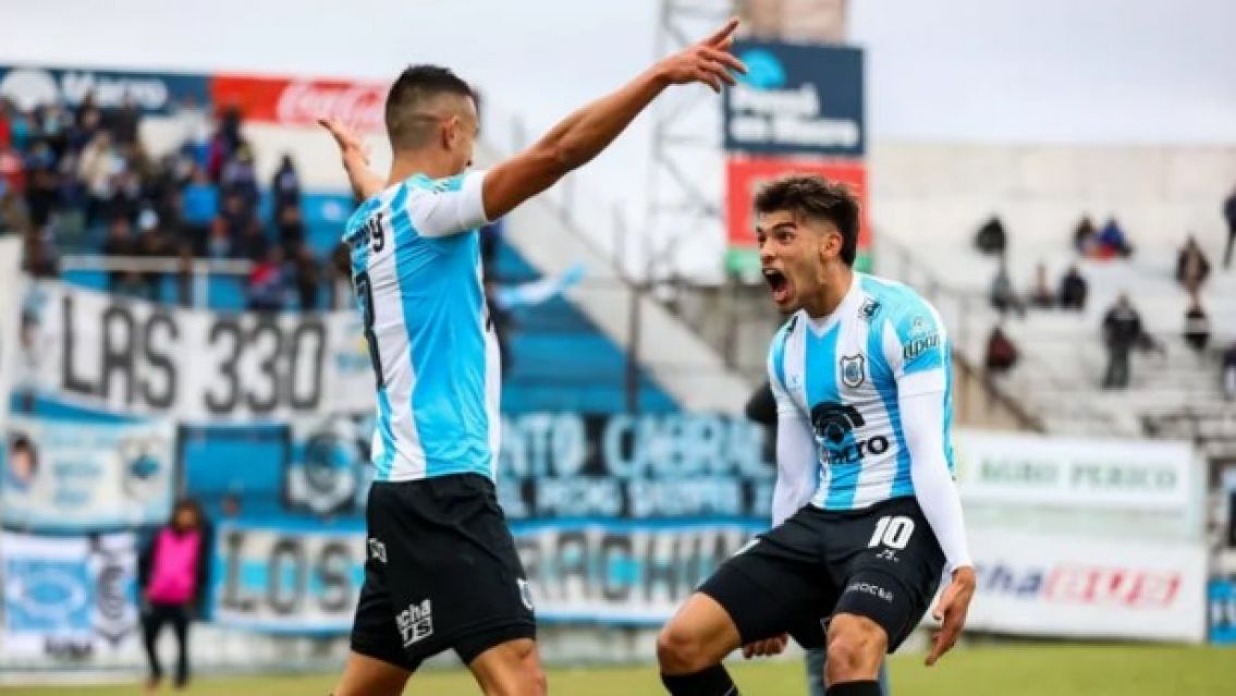 Gimnasia de Jujuy visita a Talleres de Remedios de Escalada en un partido decisivo