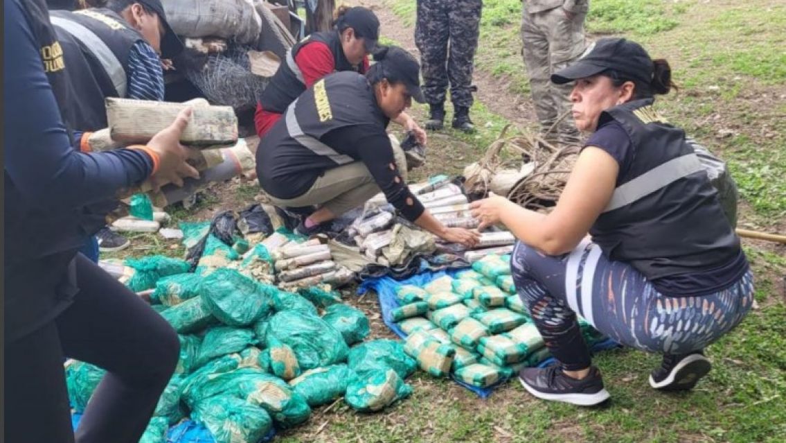 Investigan a una organización que se dedicaba a la venta de coca y simulaban ser campesinos