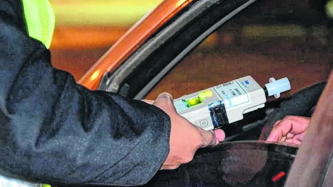 En Salta, si un borracho choca, deberá pagarse la atención médica