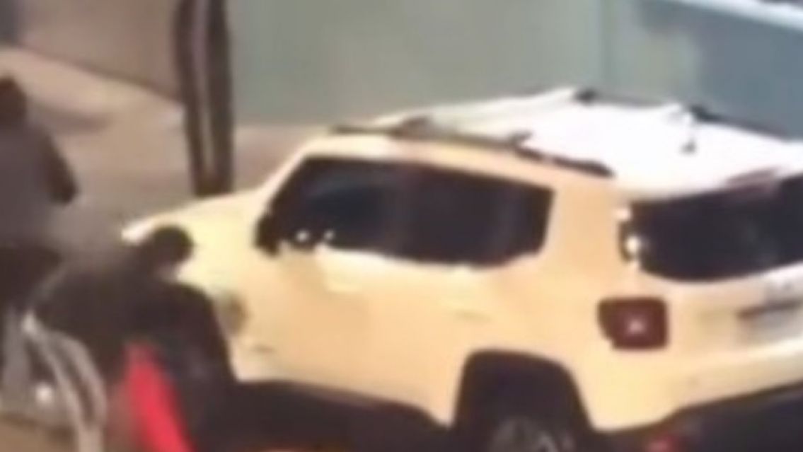 Brutal emboscada: hinchas del Atl�tico Mineiro golpearon a dos fan�ticos de River