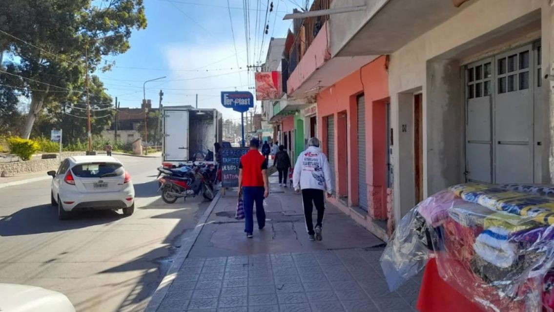 Comerciantes de Palpal� en la cuerda floja: "No tenemos ganancias"