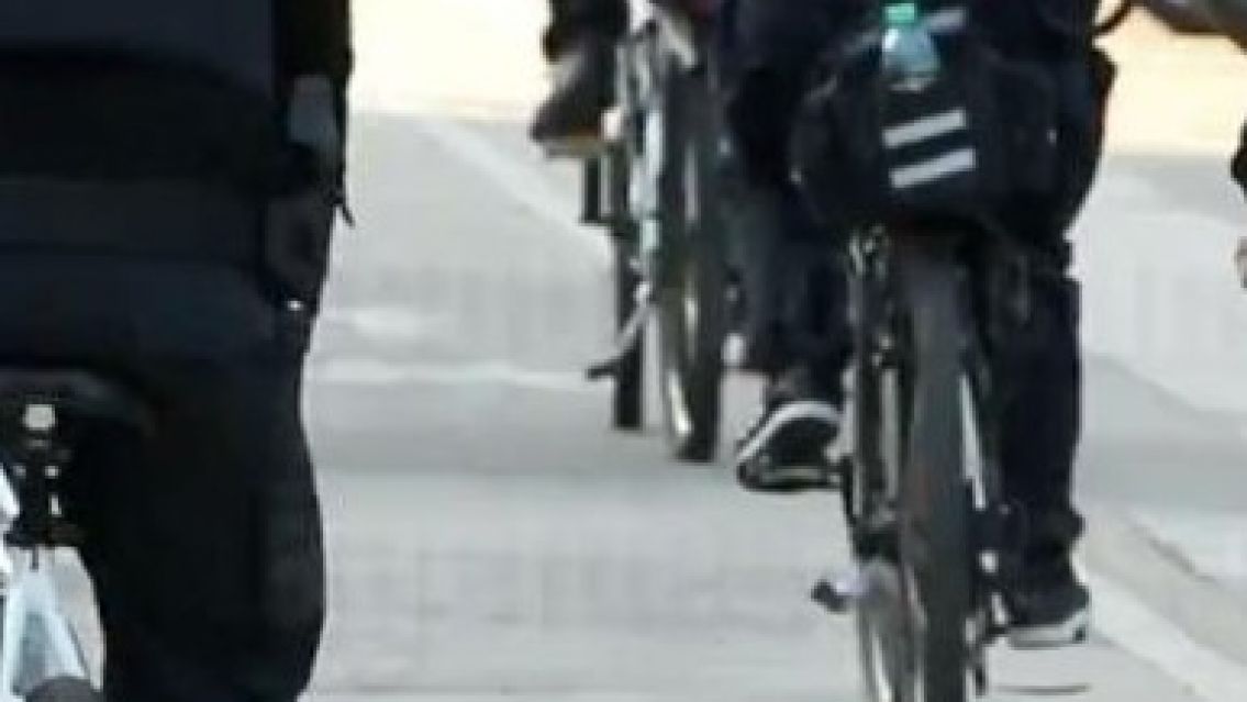 Violento robo en Jujuy: policía fue brutalmente golpeado mientras andaba en bici