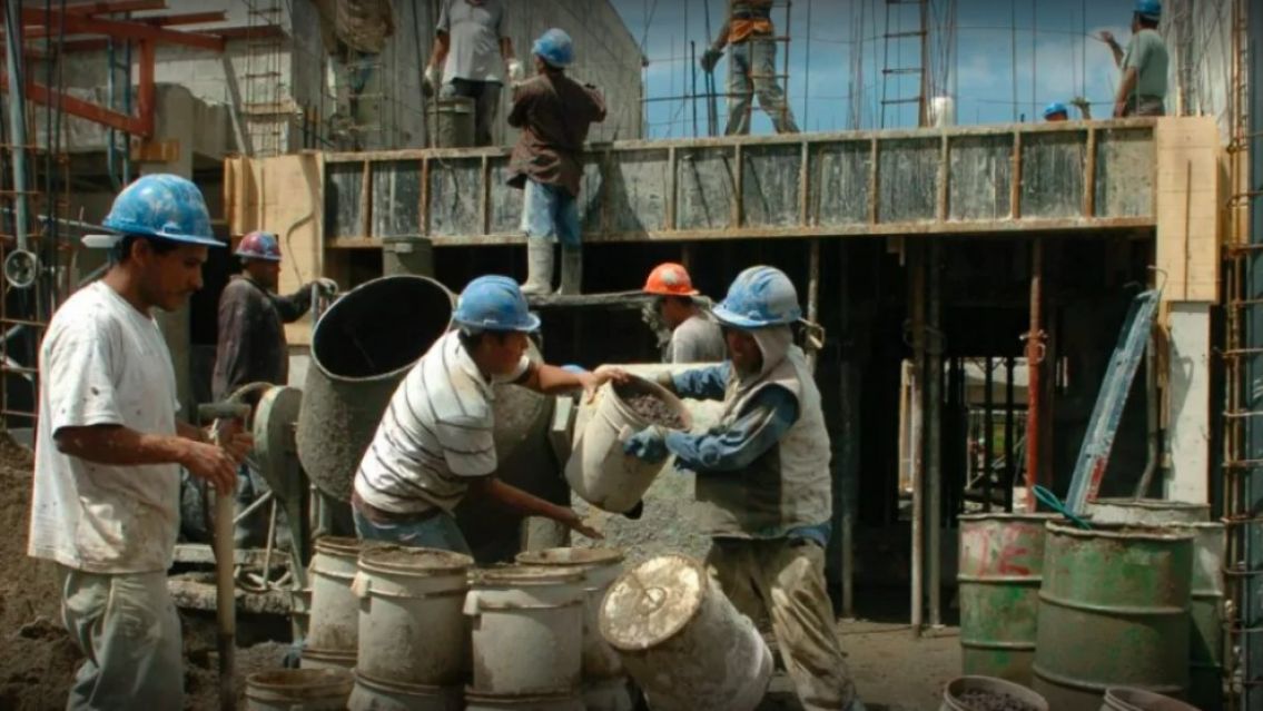 [ACTUALIZADO] Cu�nto cobran los alba�iles: sueldos actualizados