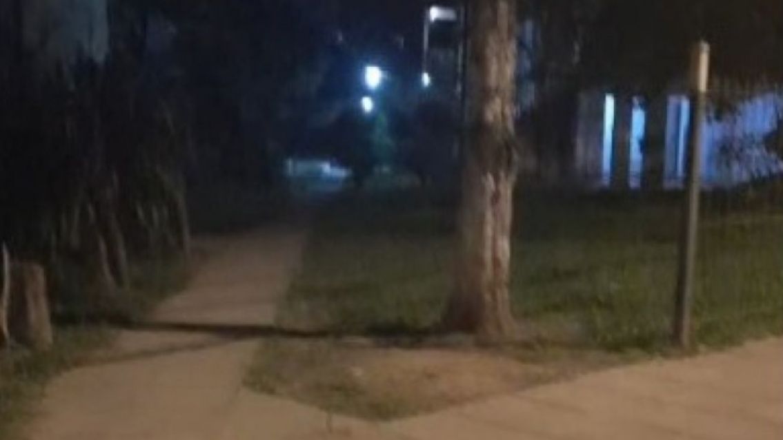 [HORROR] Salte�ito sali� al colegio y apareci� corriendo con el pantal�n en la mano