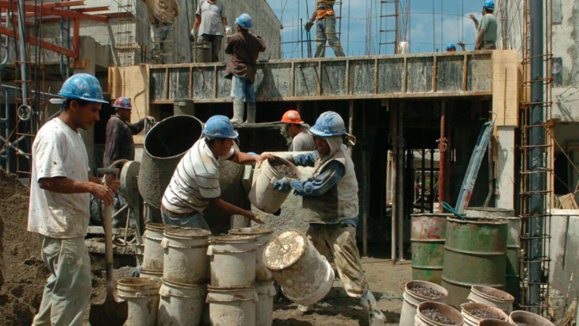 [ACTUALIZADO] Cu�nto cobran los alba�iles: sueldos actualizados