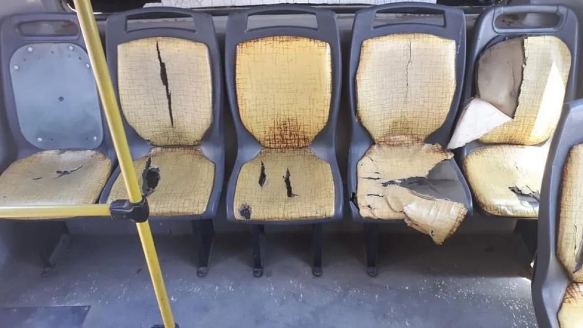 Denuncian que choferes de colectivos en Jujuy deben pagar los daños en las unidades