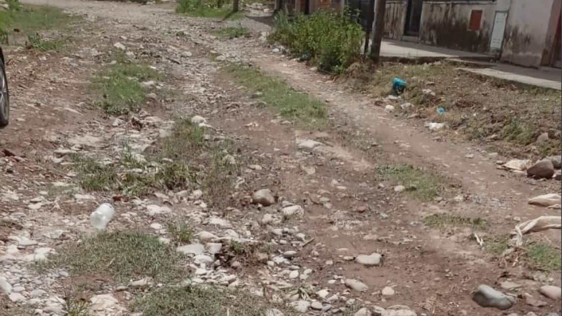 Mal Estado de las Calles en el Barrio Libertad: No pasa ni una ambulancia