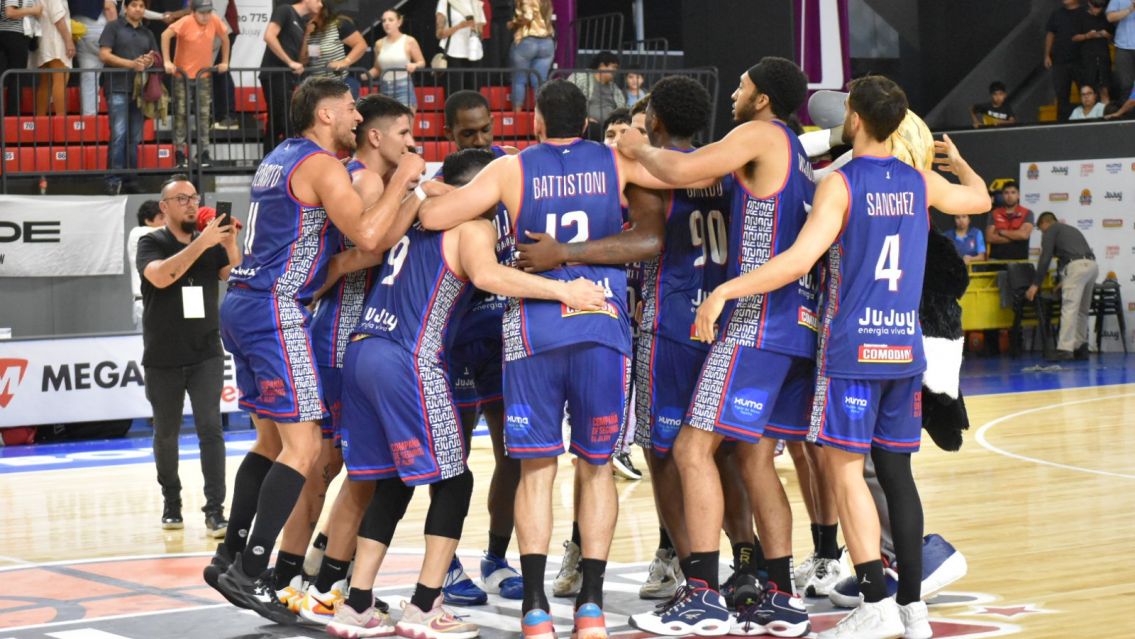Jujuy B�squet aplast� a Estudiantes 