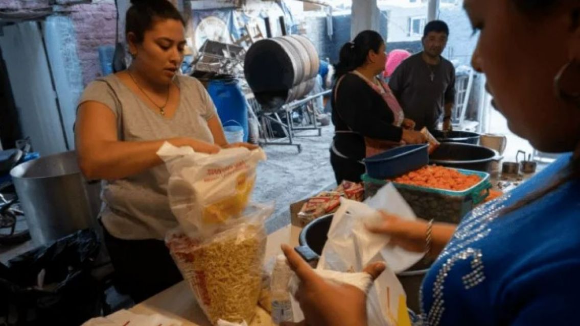 Una familia tipo necesit� casi $990.000 en octubre para no ser pobre