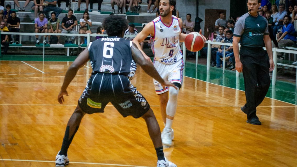 Jujuy Básquet logra su primera victoria de visitante ante Estudiantes