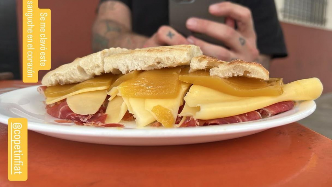 Sanguche de fiambre con dulce de batata, �da o no da?