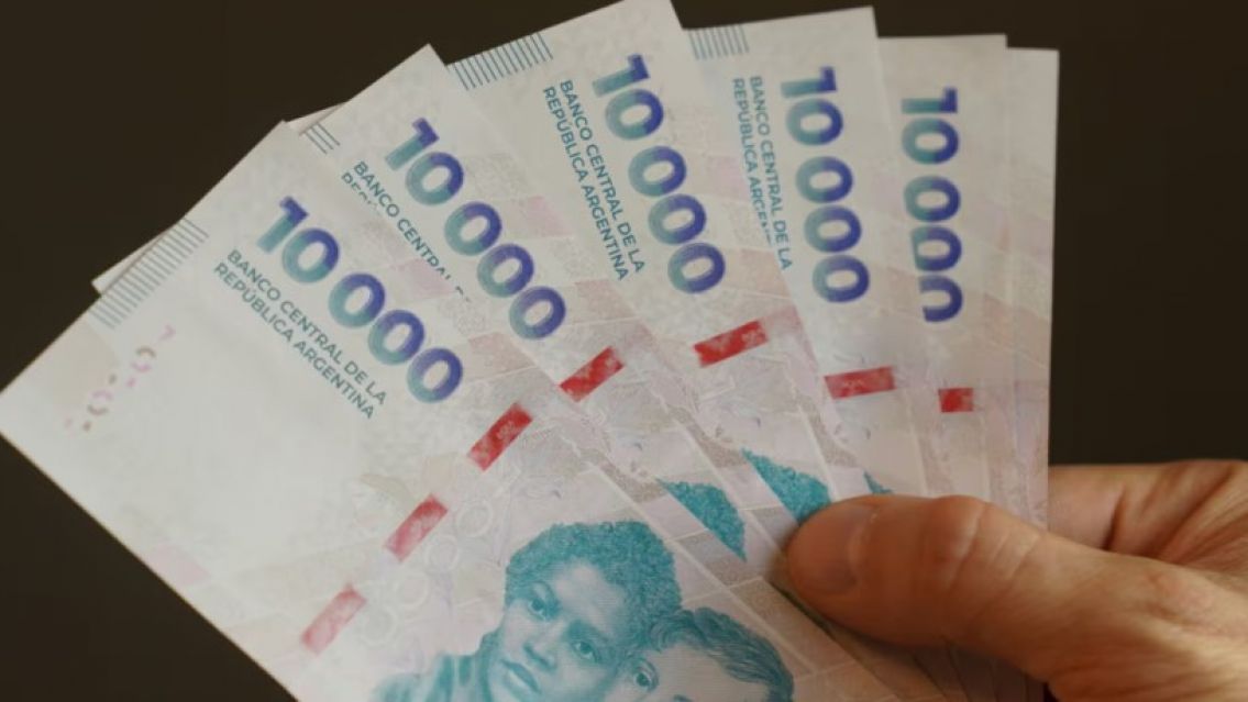 Acreditaron la primera cuota del bono de fin de a�o a estatales juje�os