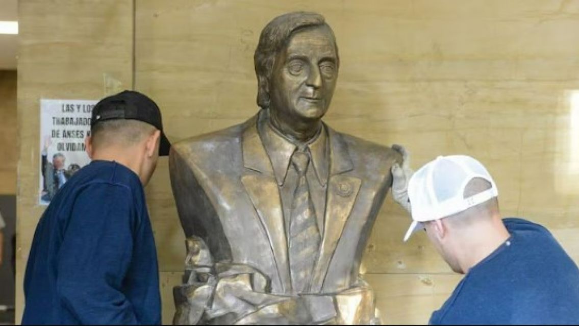 El Gobierno retiró el busto de Néstor Kirchner de las oficinas de la ANSES