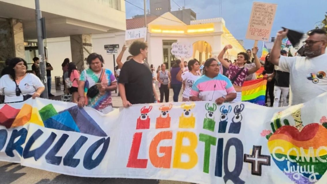 Miles de juje�os participaron de la Marcha de Orgullo en Jujuy