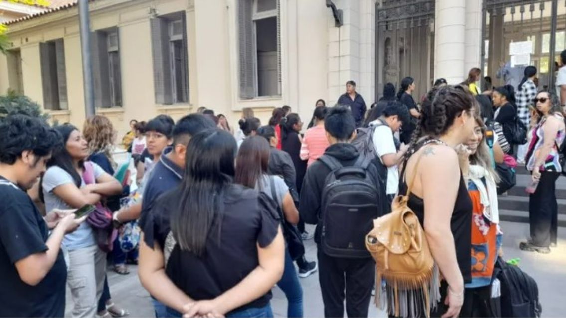 Hoy 18 de y hasta el 20 de este mes será la segunda eta de inscripción a primer año en Jujuy