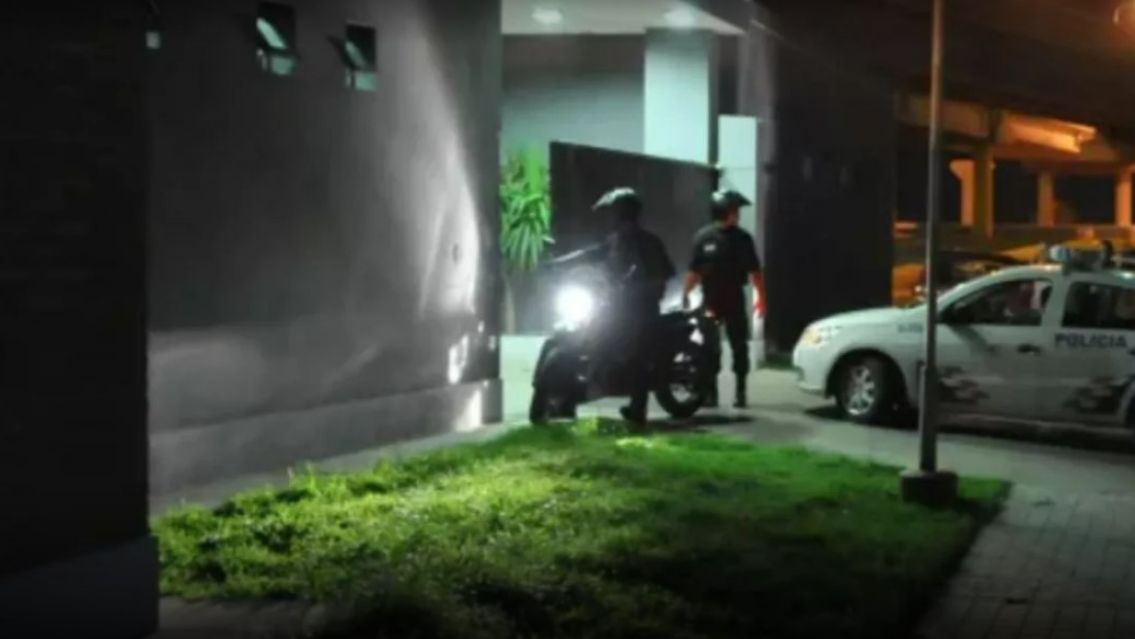 [HORROR] Trabajadora de la noche  fue encerrada y atacada por su ex