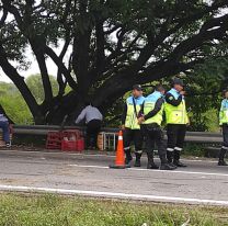 Camioneta con verduras perdió el control y casi desata una tragedia en Perico