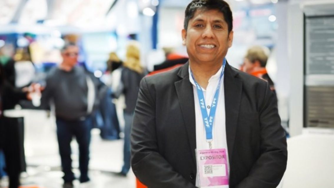 Naci� en la Puna y hoy en d�a es uno de los empresarios mineros m�s ricos del pa�s