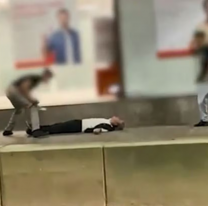 No aprendemos m&aacute;s: noquearon a un chico a la salida del boliche