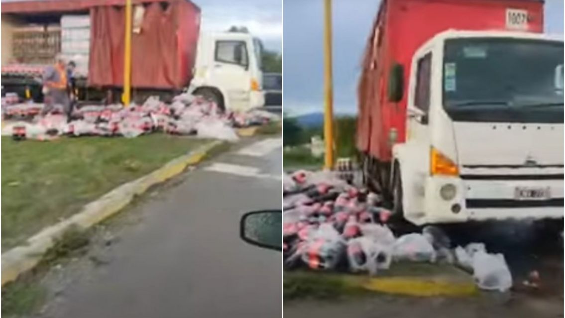 Cami�n perdi� su carga en la 66: iba lleno de gaseosas