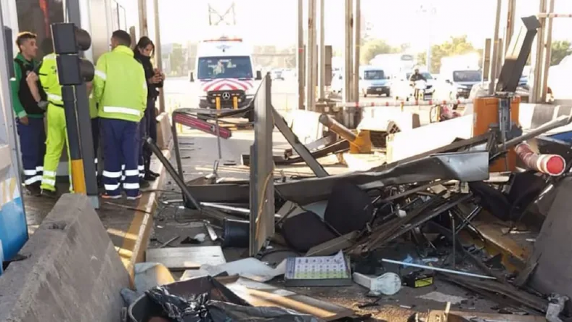 Rápido y furioso venía a 180/h no frenó, chocó y murió