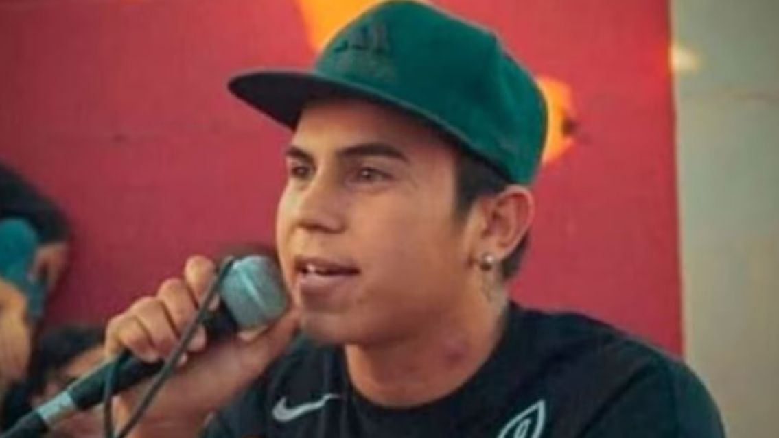 Estaba desaparecido, lo encontraron muerto en el río y su familia asegura que lo mataron